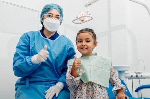 A Mother's Guide to Selecting the Right Family Dentist