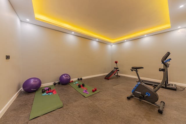 Building a Simple Home Gym for Lasting Health