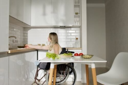 Selecting the Ideal Narrow Wheelchair for Your Needs