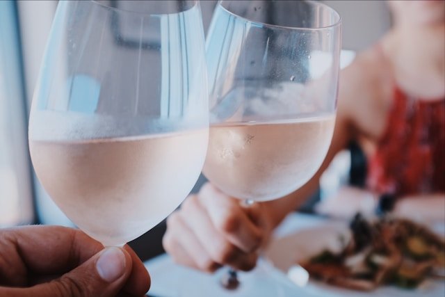 Rosé Wine and Its Unique Health Benefits