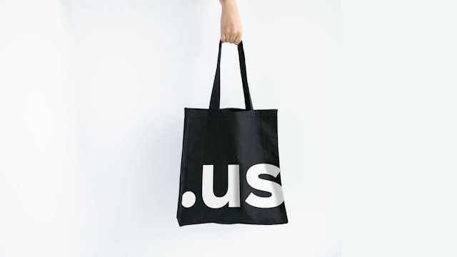 Tote Bags: Essential Fashion Accessory for Every Season